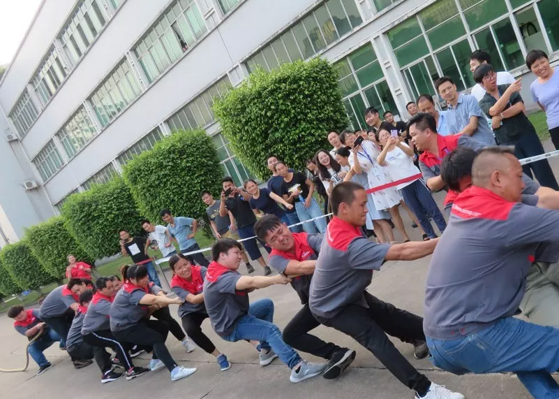 庆国庆 | 记易游电竞显示“党群杯”拔河比赛